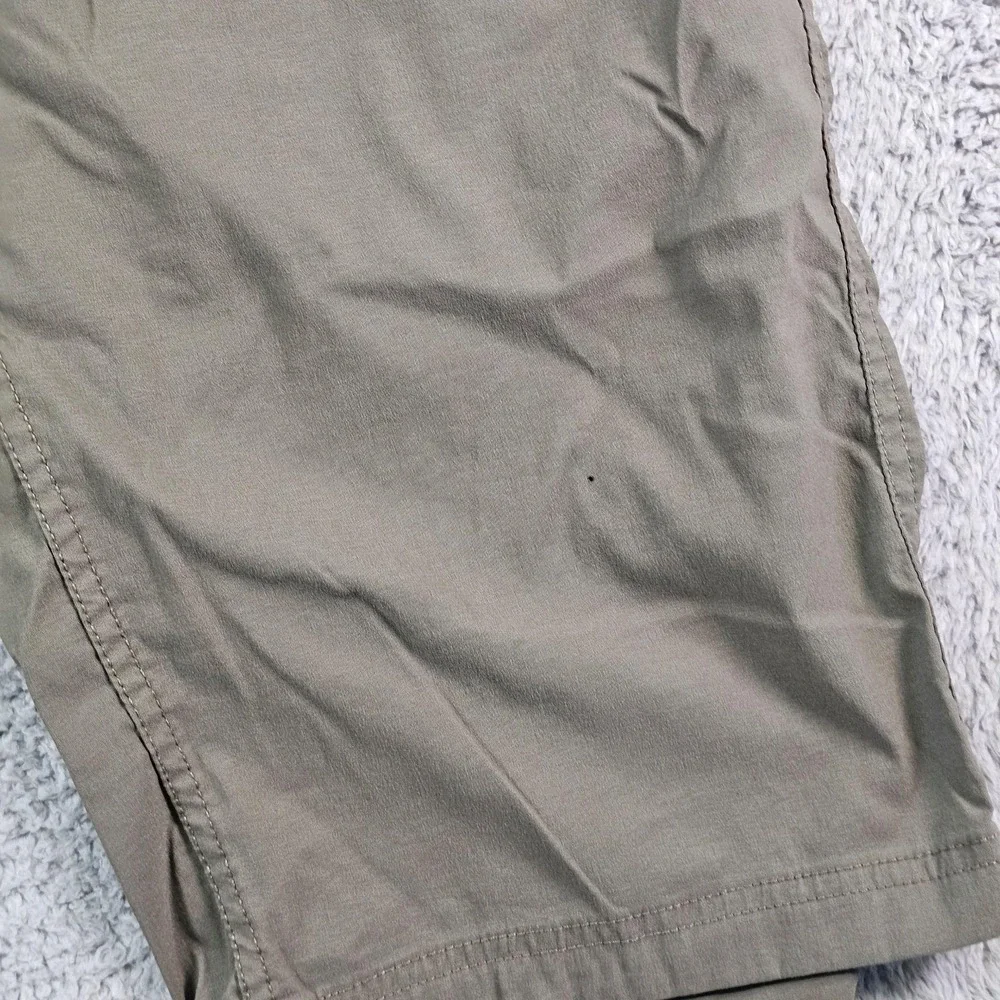 Duluth Trading Mens 2XL Beige Dry On The Fly Stretch Nylon Cargo Pants 71700